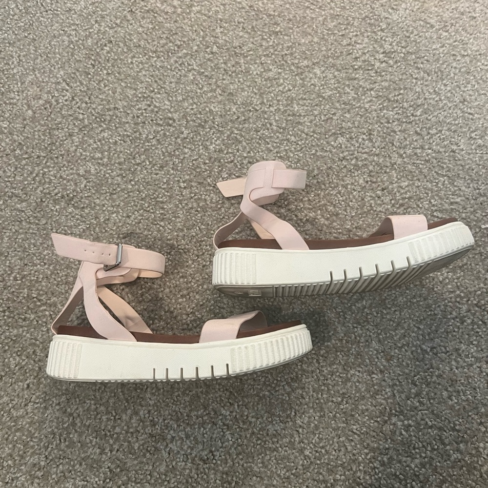 Mia Ankle Strap Platform Sandals size 8.5 - Picture 2 of 3